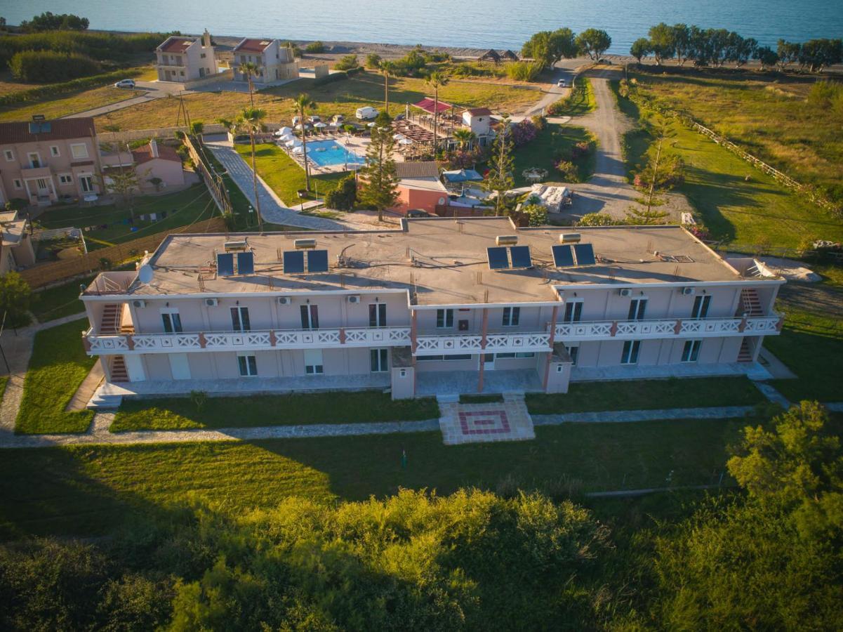 Odos Oneiron Tavronitis Bay Hotel Kültér fotó